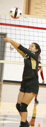 Yellow Jackets volleyball team prepares for district