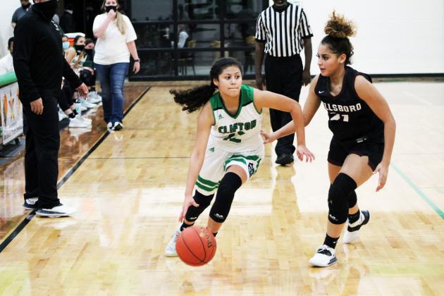Forrest Murphy/Clifton Record/Clifton freshman Laylah Gaona (12) drives past a defender.