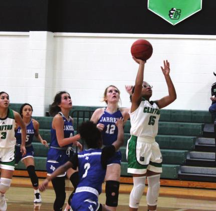 April Rowlins effortlessly gains two points for the Lady Cubs. Brook DeZavala | The Clifton Record