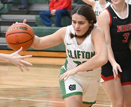 After earning first playoff berth since 2013, Clifton girls fall in fourth to 17th-ranked Lady Tigers