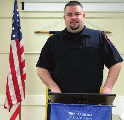 Clifton Police Chief Chris Blanton visits the Bosque Rotary Club. Ashley Barner | The Clifton Record